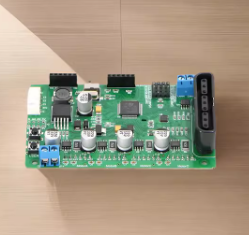 Line Follower Robot - Tablero de control principal MCU de